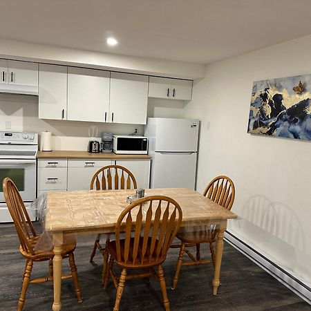Central Halifax One Bedroom Apartment In Clayton Park Экстерьер фото