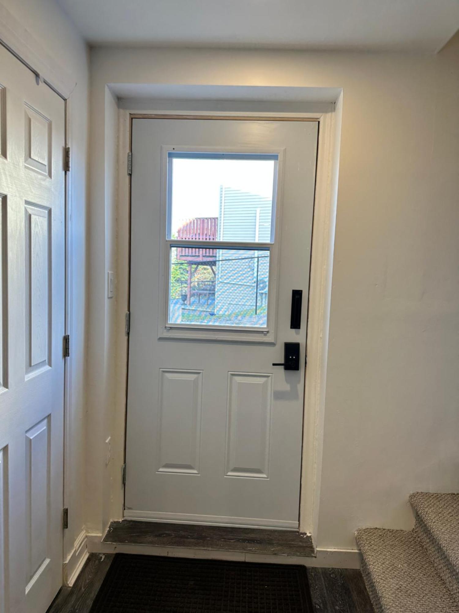 Central Halifax One Bedroom Apartment In Clayton Park Экстерьер фото